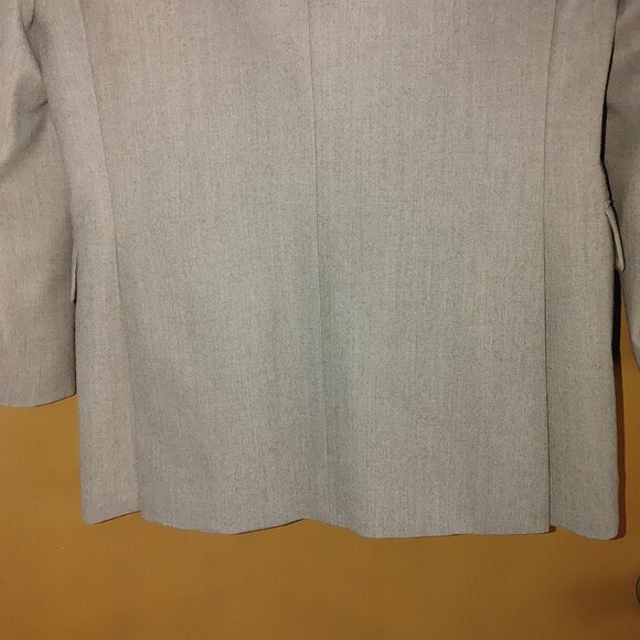 Vintage YVES SANT LAUREN Men's 100% Wool Long Sleeves Blazer Size 38R Used - Picture 3 of 7